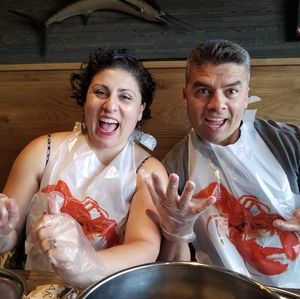 Meet your Posher, Esin